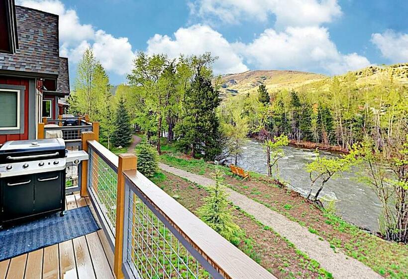 آپارتمان 3 خوابه, Blue River Condo Unit 203