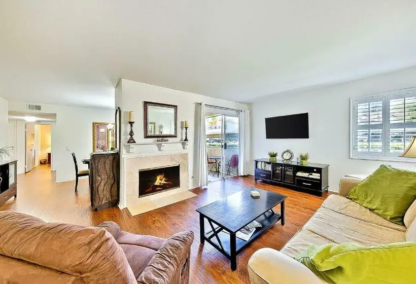 ２ベッドルームアパートメント, Ritz Point Condo