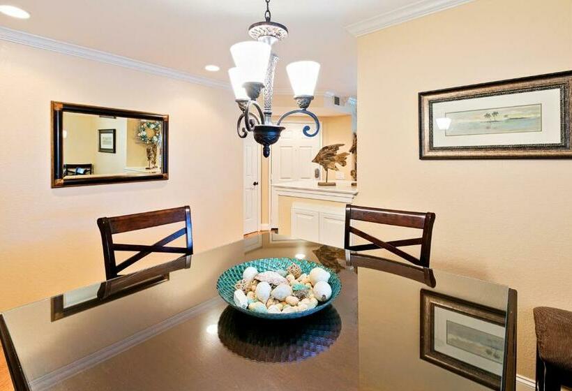 带2个卧室的公寓, Ritz Point Condo