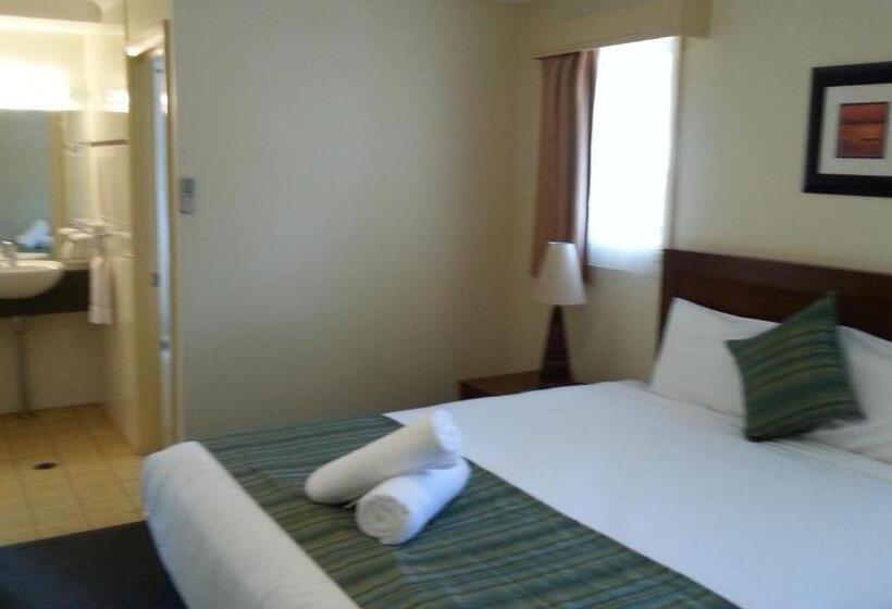 디럭스 패밀리 룸, Armidale Pines Motel