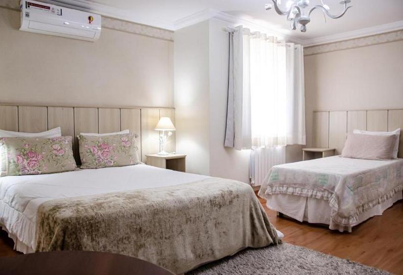 Pokój Standard Trzyosobowy, Chateau Do Luar Prime Em Campos Do Jordao