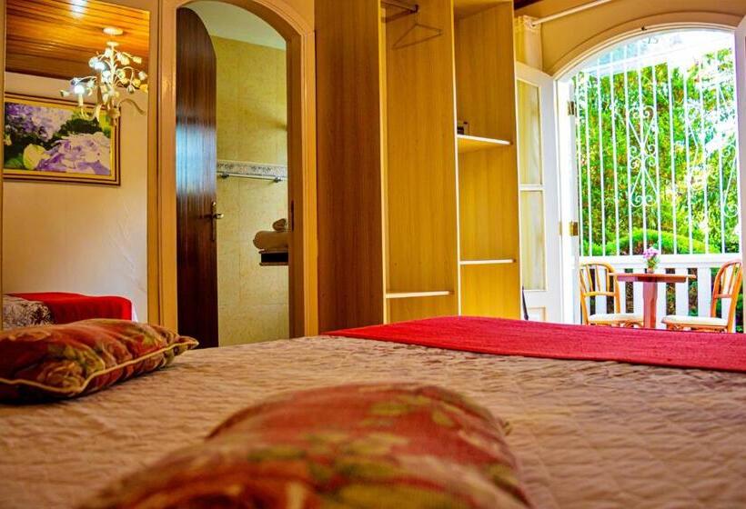 Pokój Standard z Balkonem, Chateau Do Luar Prime Em Campos Do Jordao