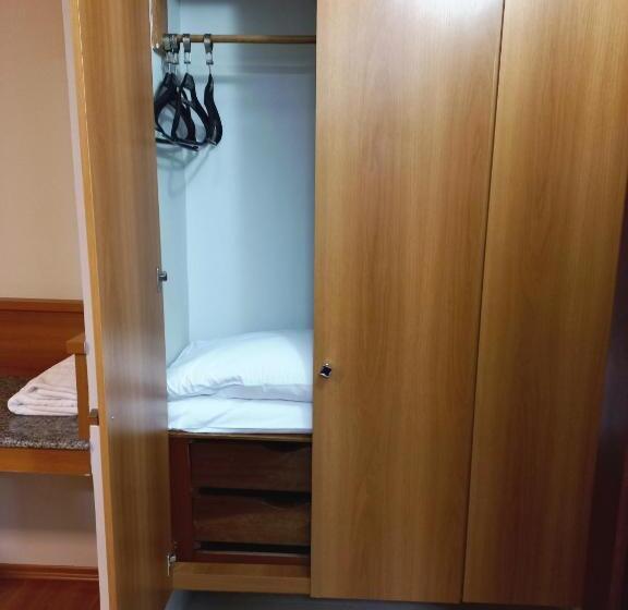 Quarto Estandar, Biazi Plaza