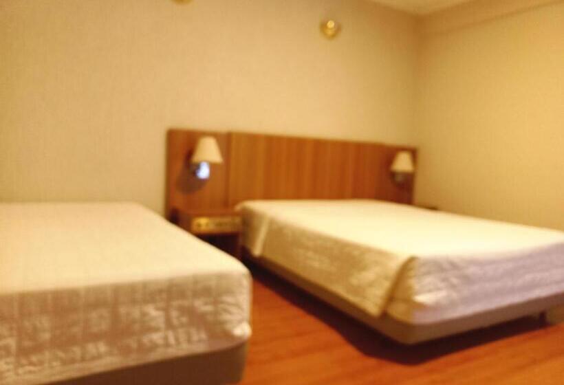 디럭스 스위트 킹 침대, Biazi Plaza