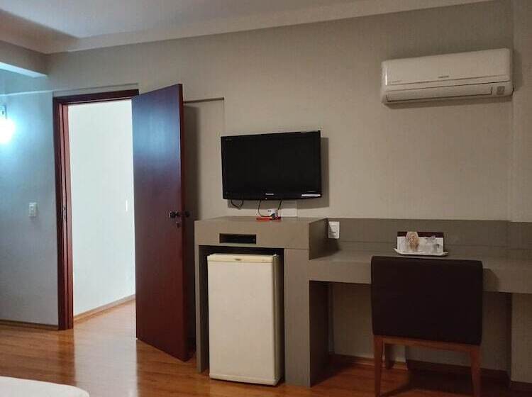 디럭스 스위트, Biazi Plaza