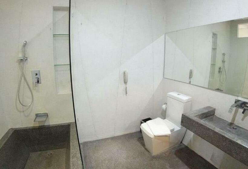 חדר דלוקס, Bopha Bassac Boutique