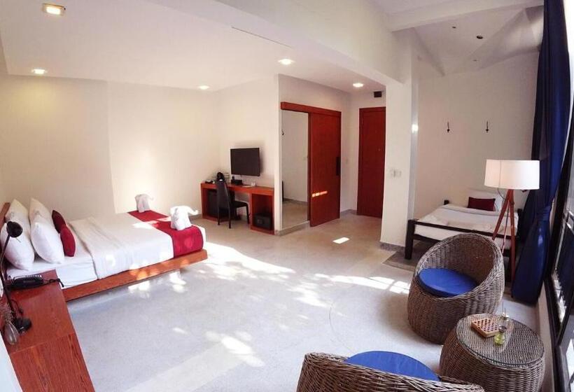 סוויטה משפחתית, Bopha Bassac Boutique