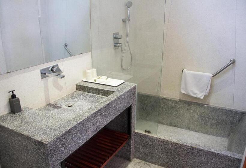 חדר דלוקס, Bopha Bassac Boutique