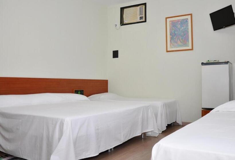 4인용 스탠다드 룸, Carolina Plaza