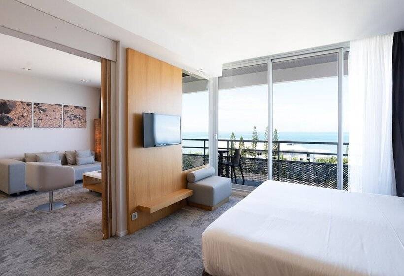 سوئیت با تخت بزرگ, Chateau Royal Beach Resort & Spa, Noumea