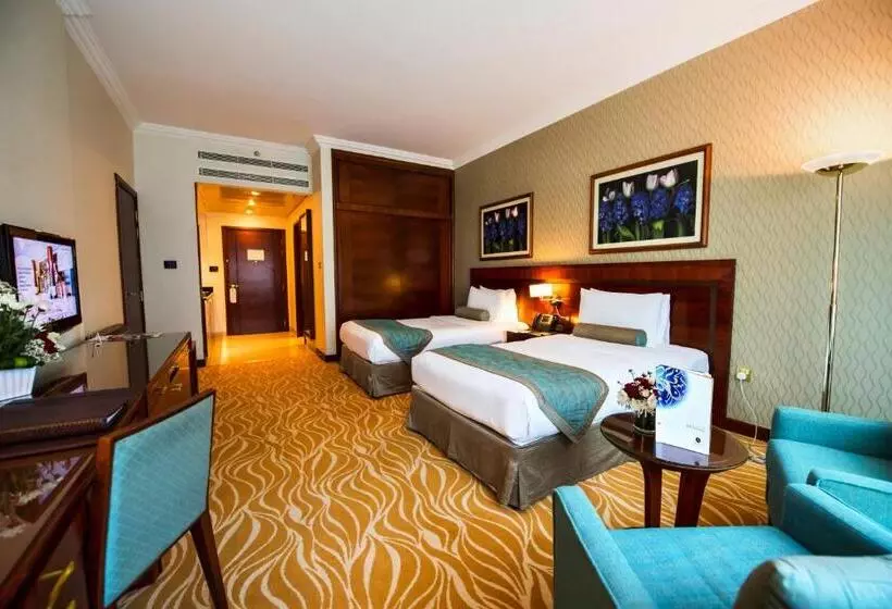 スタンダードスタジオ, Grand Mercure Majlis Residences