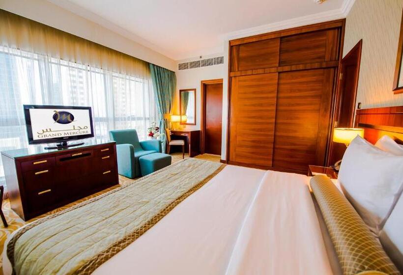 Люкс, Grand Mercure Majlis Residences