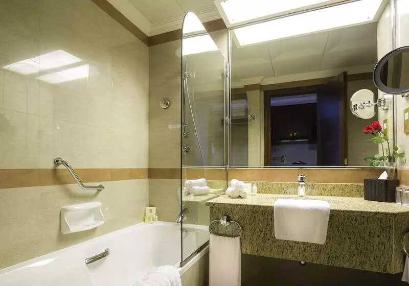 スイート, Grand Mercure Majlis Residences