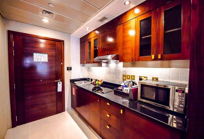 Студия Стандарт, Grand Mercure Majlis Residences