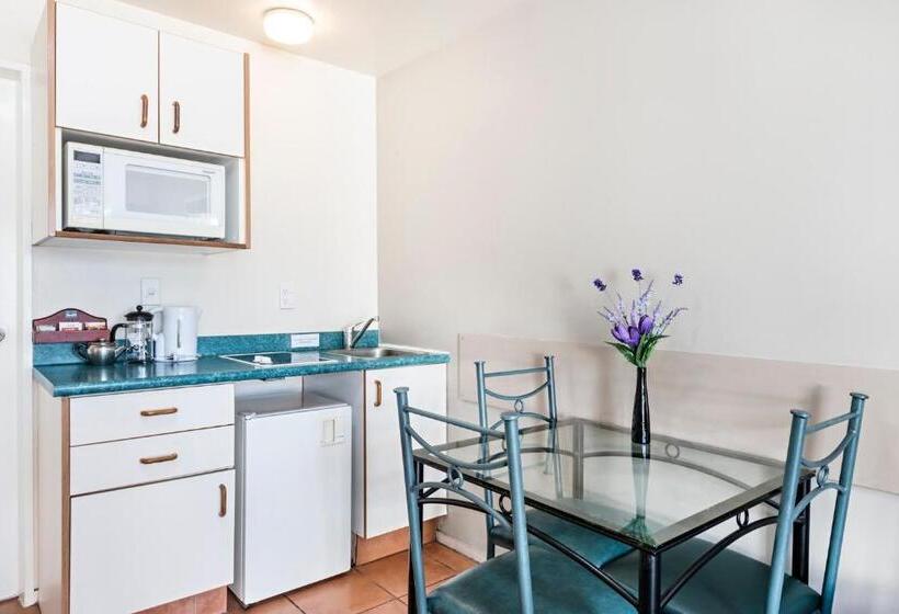 ２ベッドルームアパートメント, Halswell Lodge