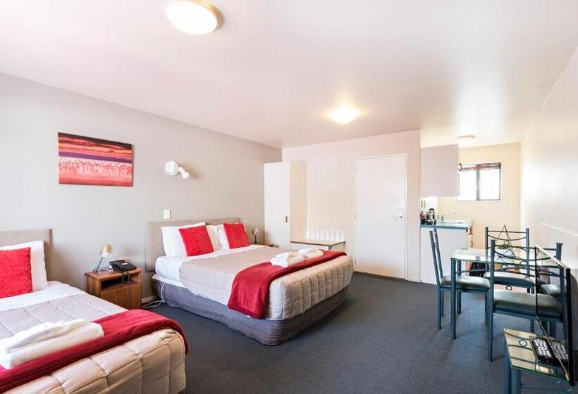 スタンダードスタジオ, Halswell Lodge