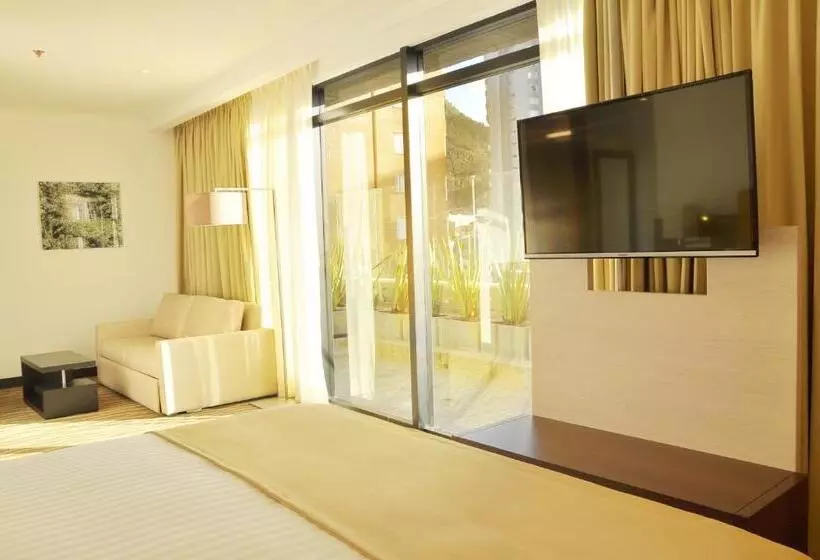 キングサイズベッドのスタンダードルーム, Holiday Inn Express & Suites Bogota Zona Financiera, An Ihg