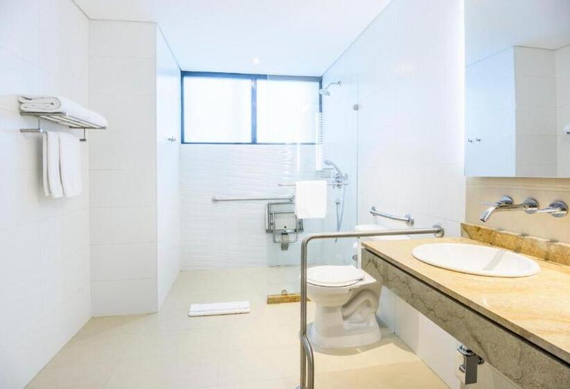 스위트 킹사이즈 침대, Holiday Inn Express & Suites Bogota Zona Financiera, An Ihg