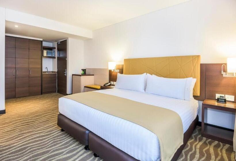 Номер Стандарт, Holiday Inn Express & Suites Bogota Zona Financiera, An Ihg