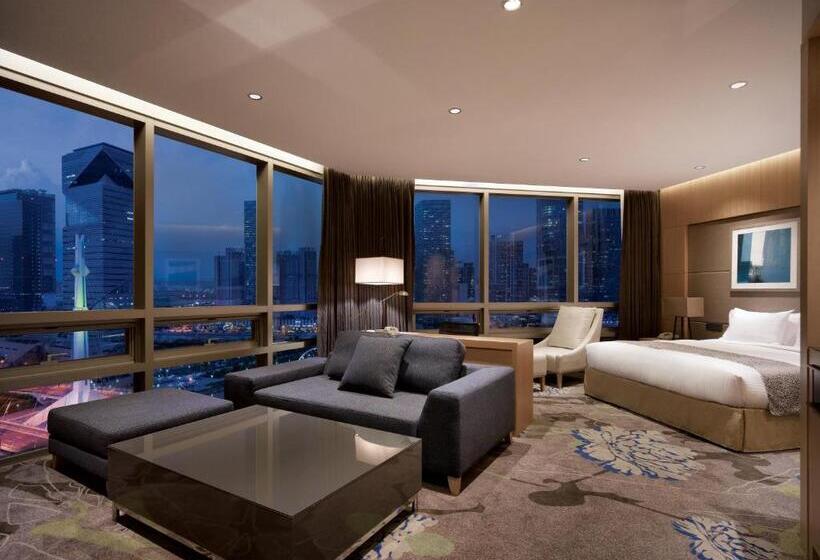 带大床的套房, Holiday Inn Incheon Songdo, An Ihg