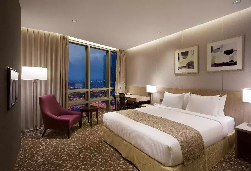 キングサイズベッドのスタンダードルーム, Holiday Inn Incheon Songdo, An Ihg