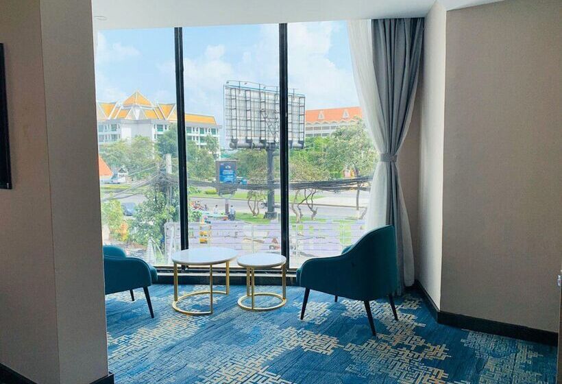 Suite with Balcony, Jing Du