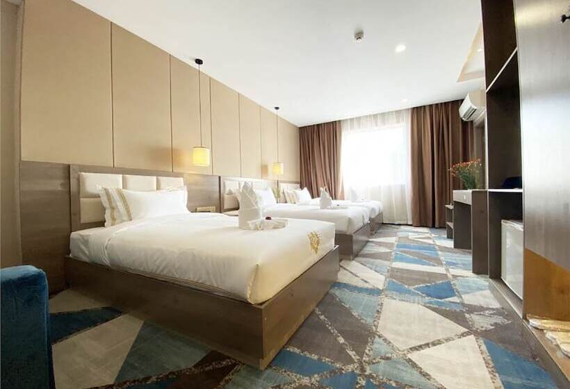 Deluxe Triple Room, Jing Du