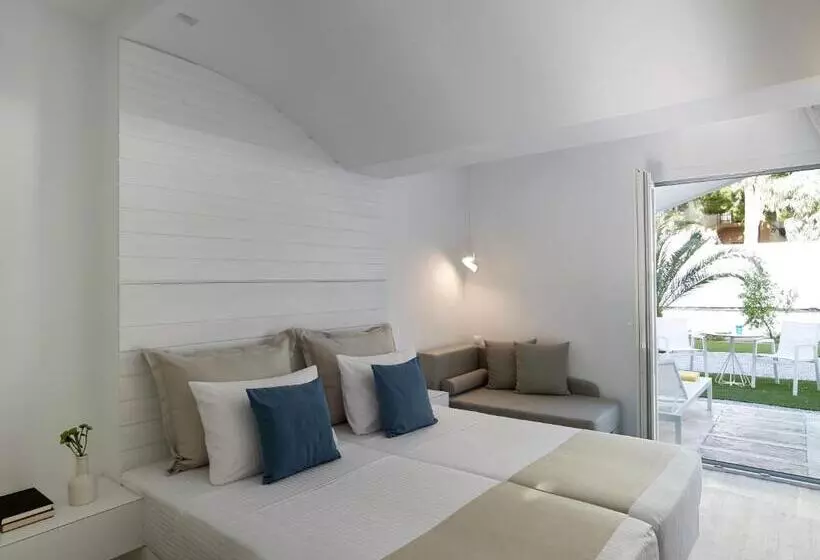 Chambre Triple Supérieure, Kouros Seasight
