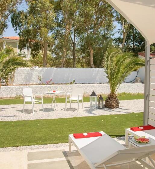 수피리어 트리플 룸, Kouros Seasight