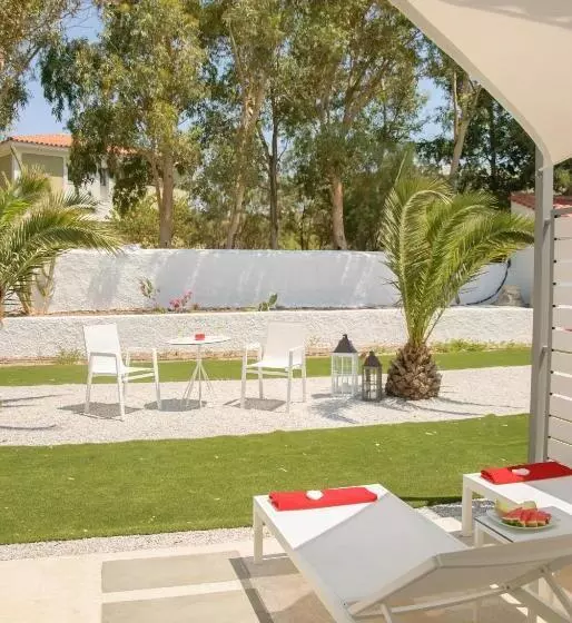 Chambre Triple Supérieure, Kouros Seasight