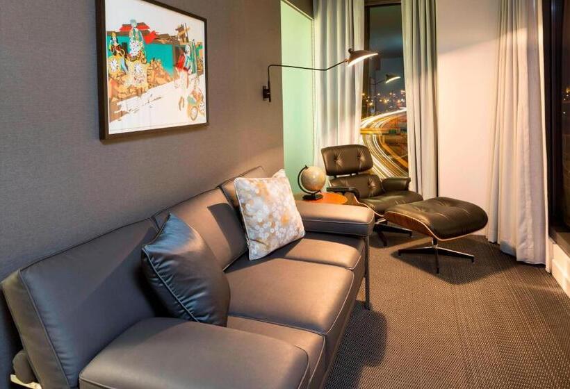 جناح إدارى سرير كينج, Le Méridien Columbus, The Joseph