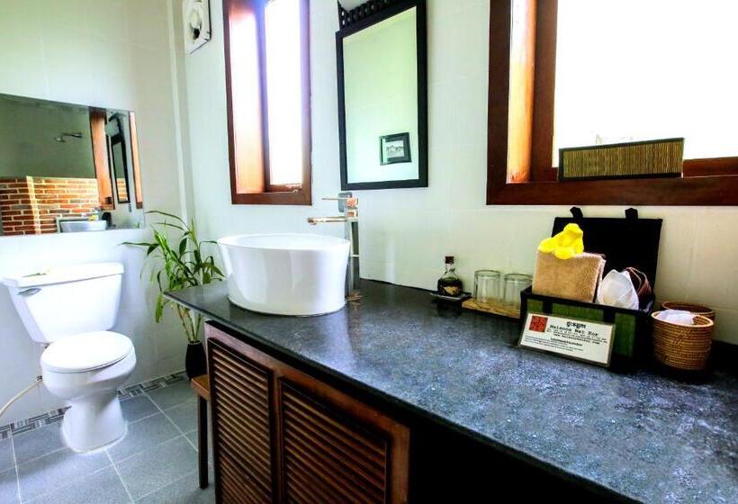 스탠다드 룸 더블 침대, Maisons Wat Kor