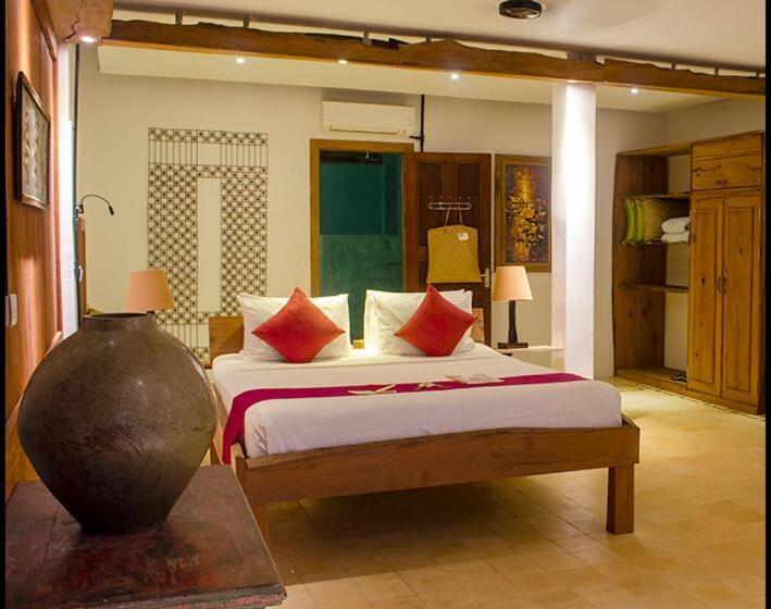 디럭스 스위트 킹 침대, Maisons Wat Kor