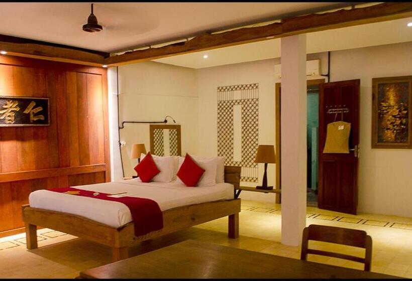 디럭스 스위트 킹 침대, Maisons Wat Kor