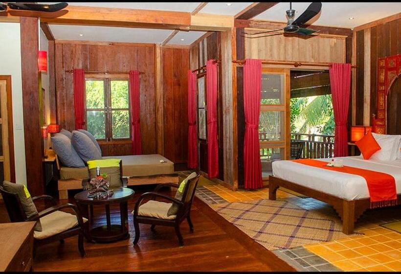 이그제큐티브 스위트, Maisons Wat Kor