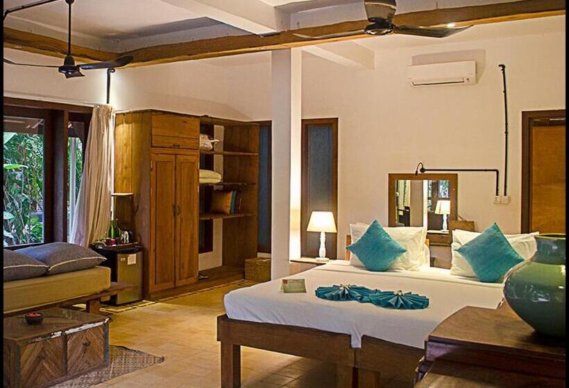 디럭스 스위트 킹 침대, Maisons Wat Kor