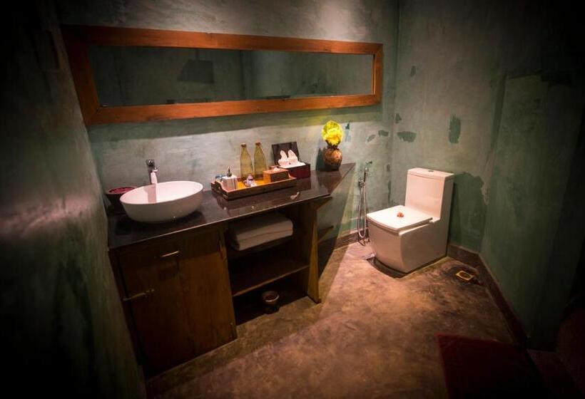 디럭스 스위트 킹 침대, Maisons Wat Kor