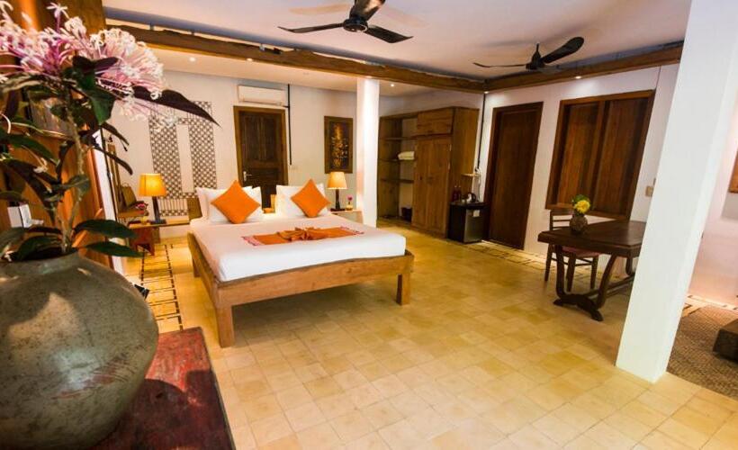 디럭스 스위트 킹 침대, Maisons Wat Kor