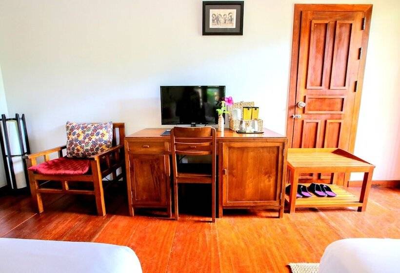 스탠다드 룸 더블 침대, Maisons Wat Kor