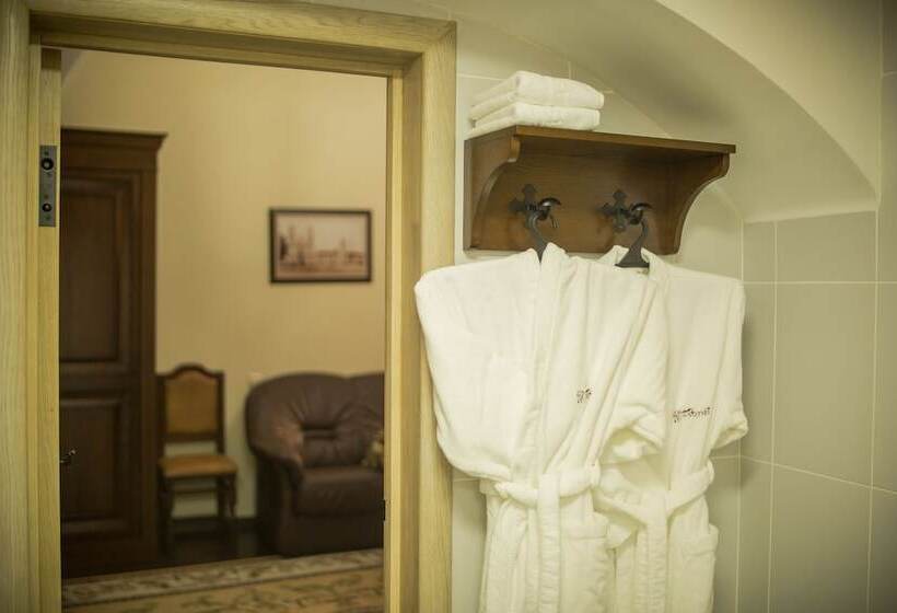 스위트, Monastyrski Minsk City Centre