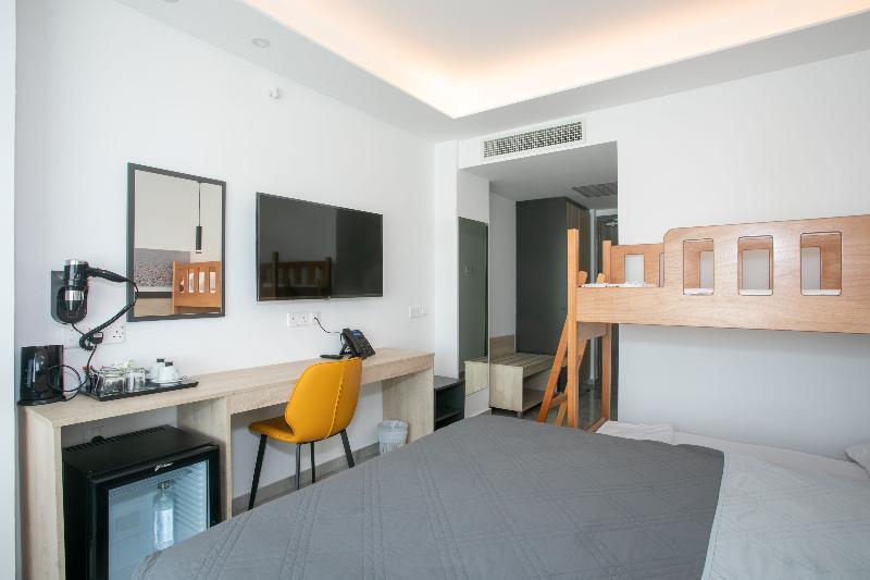 اتاق سوپریور, Noble Park