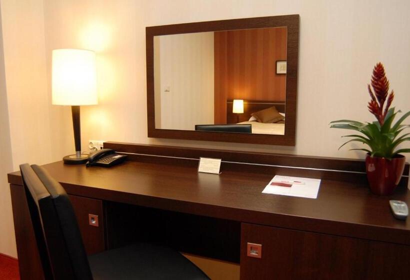 스탠다드 룸, Pik