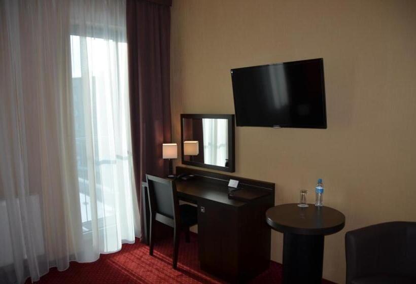 클래식 싱글 룸, Pik