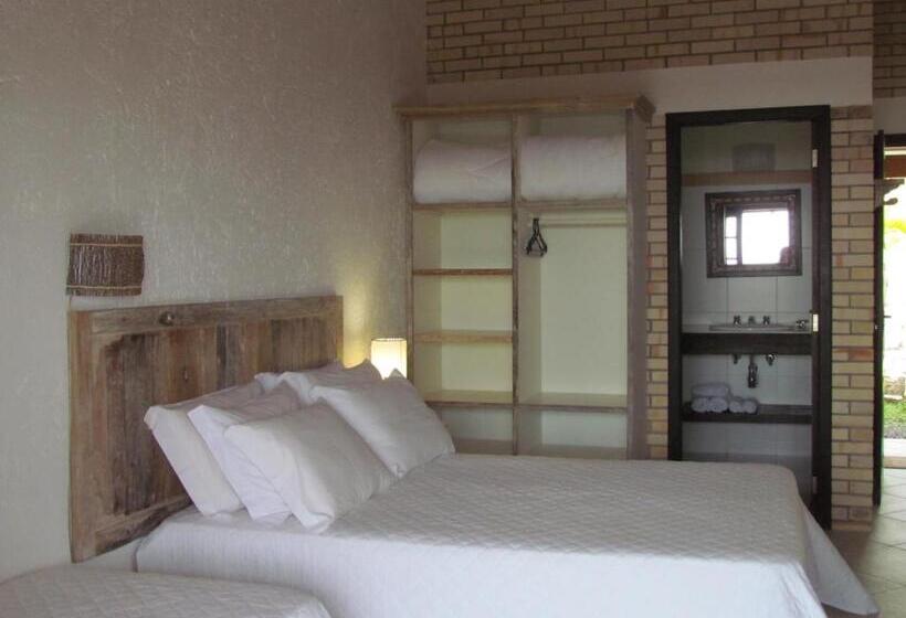Quarto Triplo Estandar, Pousada Saint Germain