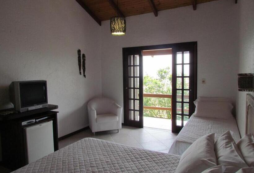Quarto Triplo Estandar, Pousada Saint Germain