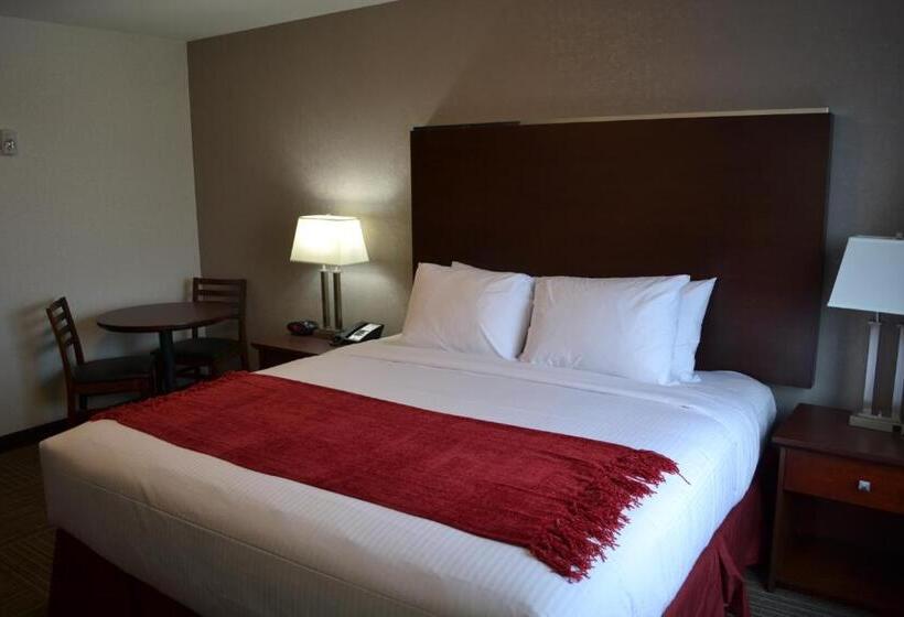 סוויטה דלוקס, Ramada By Wyndham Moose Jaw