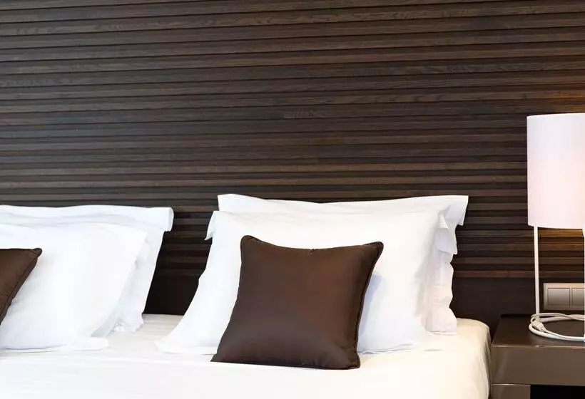 Executive-huone Merinäkymä, Sivota Diamond Spa Resort