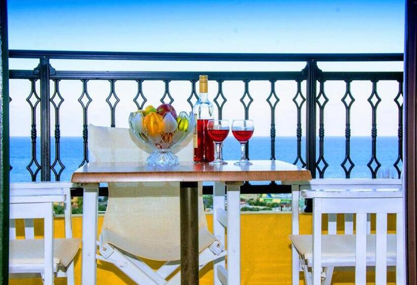 Escritório Estandar Vista Mar, Ippoliti Village