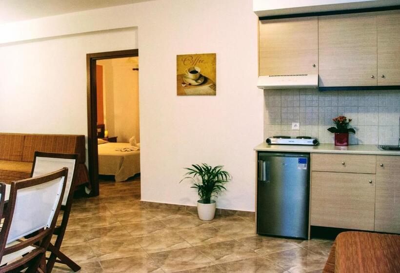 شقة سوبيريور غرفة نوم واحدة مطلّة علي البحر, Ippoliti Village