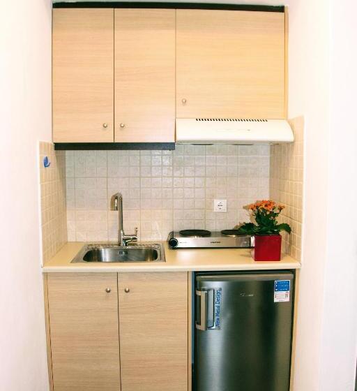 غرفة قياسية رباعية مطلة على البحر, Ippoliti Village